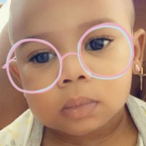 Meet your Posher, Latoya